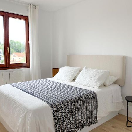 ACOGEDOR APARTAMENTO CON TERRAZA Y PARKING Publico EN COMILLAS Comillas Exterior foto